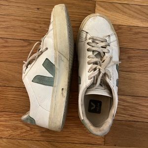 White x Sage Green Vejas size 7